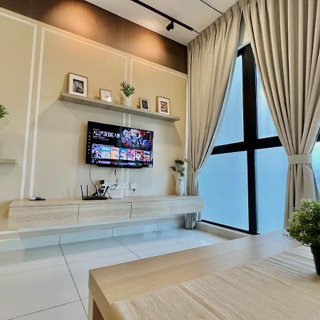 Royale Cottage Midvalley Netflix Pools 4 Pax Johor Bahru Zewnętrze zdjęcie