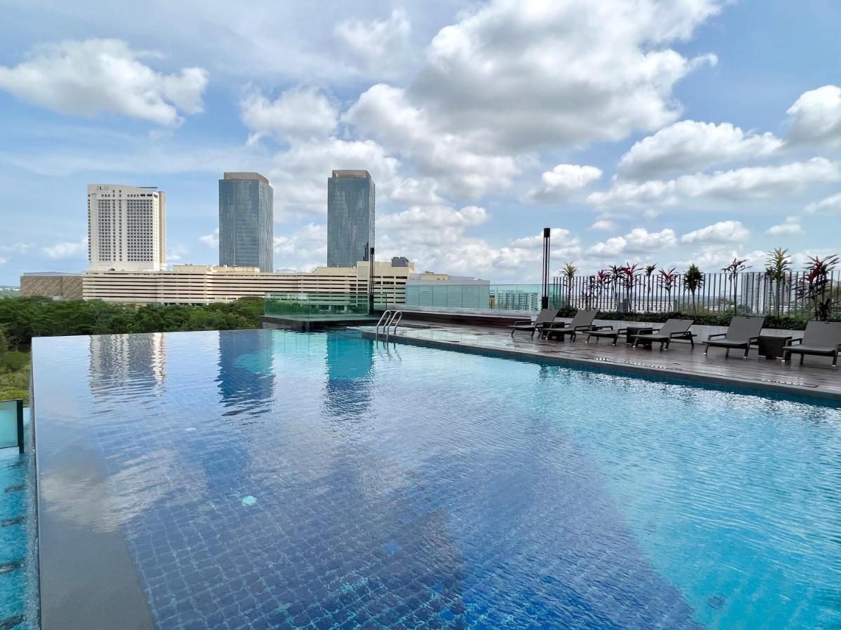 Royale Cottage Midvalley Netflix Pools 4 Pax Johor Bahru Zewnętrze zdjęcie