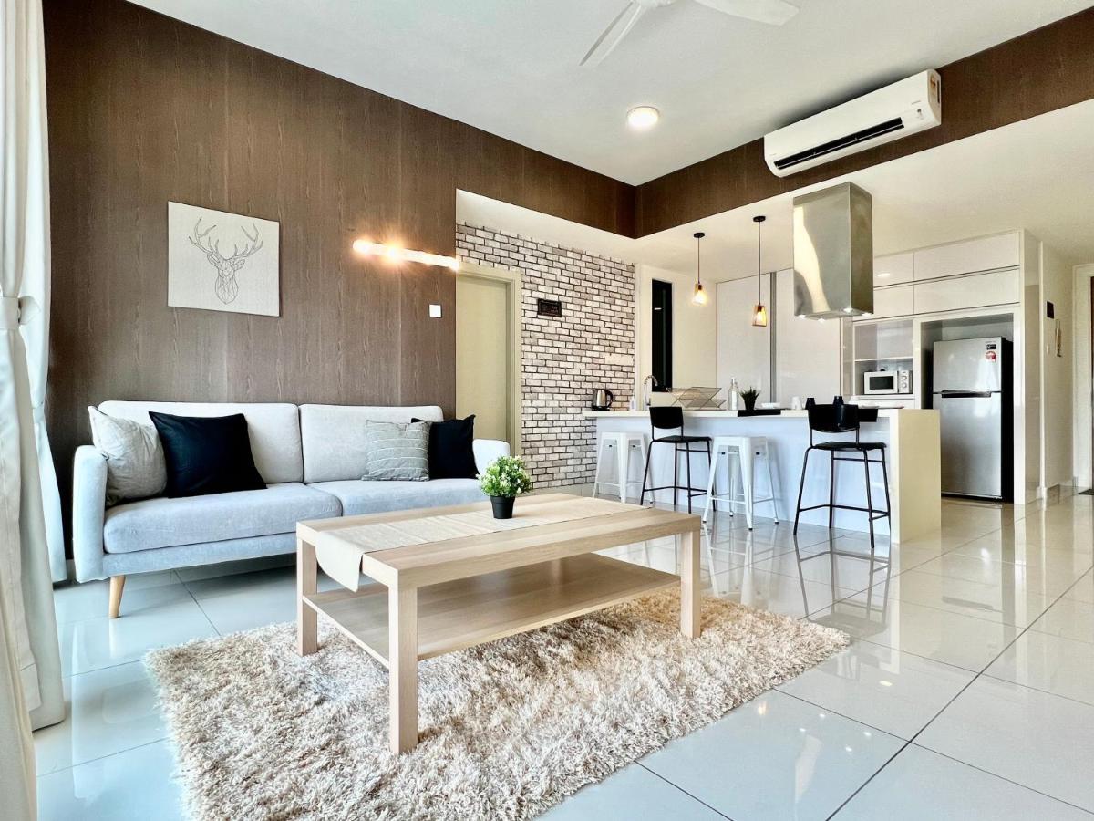 Royale Cottage Midvalley Netflix Pools 4 Pax Johor Bahru Zewnętrze zdjęcie
