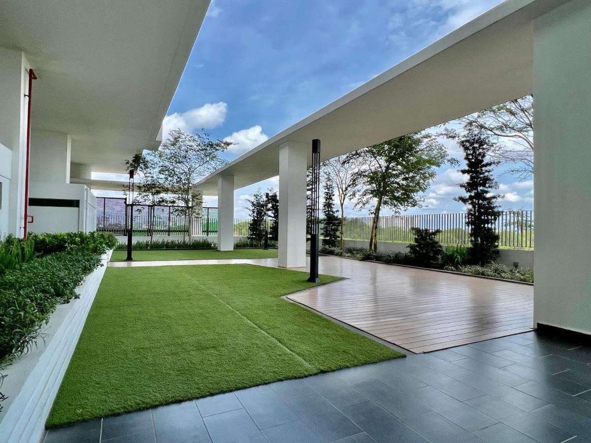 Royale Cottage Midvalley Netflix Pools 4 Pax Johor Bahru Zewnętrze zdjęcie